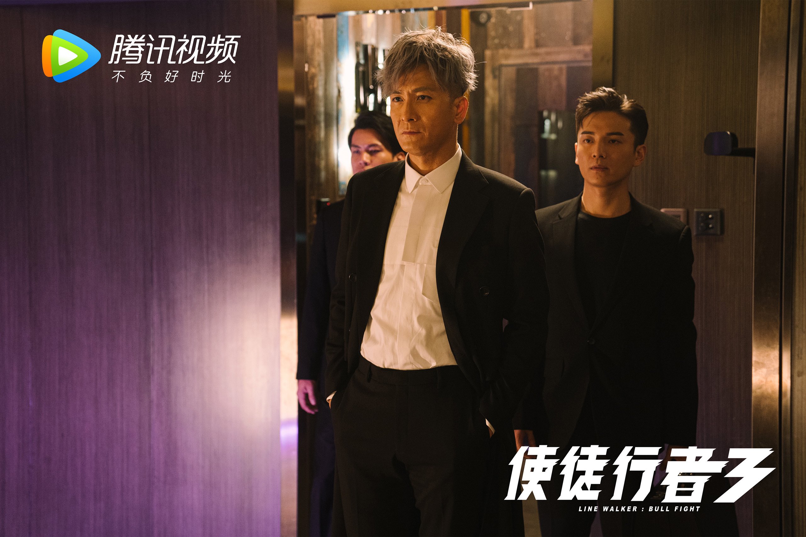 九游娱乐官网 (jiuyou)-足球赛事中球员受伤事件牵动球迷心.，足球比赛球员受伤
